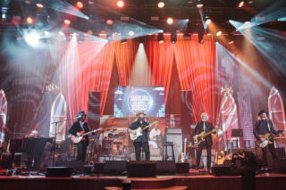 Zespół The Heartbreakers zagrał pierwszy koncert od śmierci Toma Petty'ego. Na scenie muzykom towarzyszył Chris Stapleton 