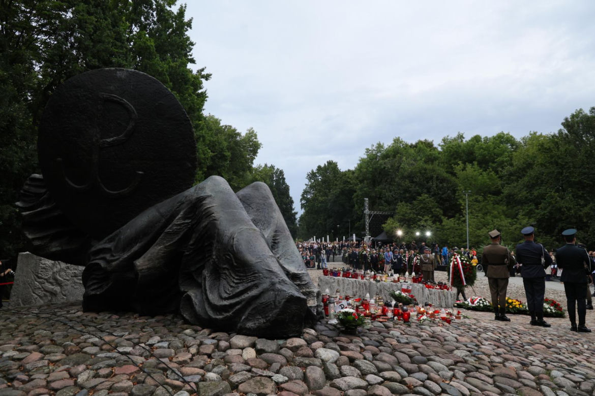 Uroczystość pod pomnikiem Polegli Niepokonani (1.08.2025)