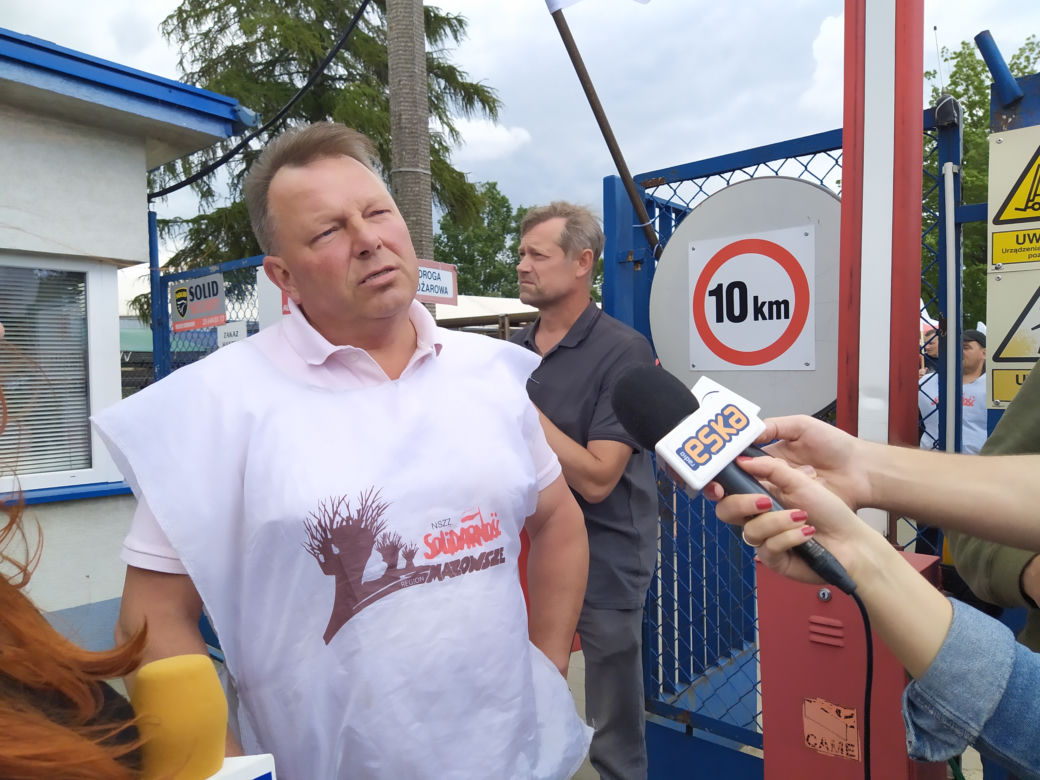 Trwa strajk generalny w Altrad Mostostal. Protestujących poparli związkowcy z Mostostalu Siedlce - zobacz zdjęcia!