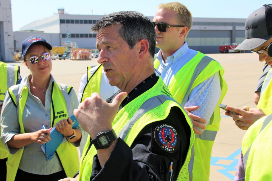 Pilot F-15, Mike "Houdini" Qintini opisuje zalety F-15QA/EX