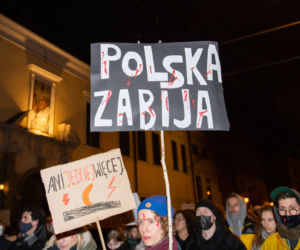 Kraków: Ani jednej więcej. Protest po śmierci ciężarnej Izabeli z Pszczyny