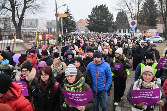 Marsz Ciszy przeszedł ulicami Jeleniej Góry