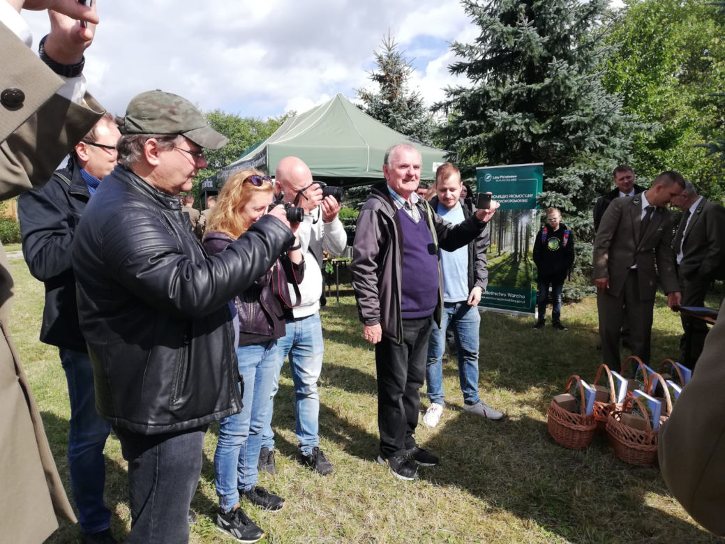W Szczecinku otwarto "Las dziennikarzy"
