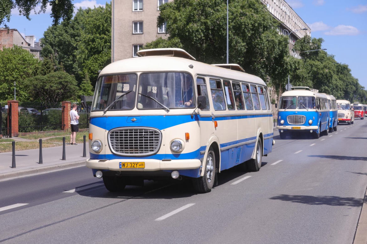 Parada Zabytkowych Autobusów 