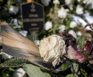 Tak wygląda teraz grób Edwarda Linde-Lubaszenko