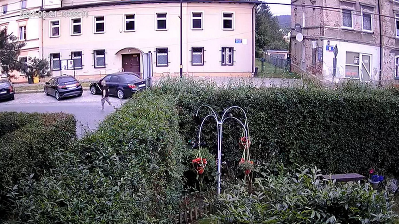  Atak mieczem samurajskim pod Wałbrzychem. 30-latek z zarzutem usiłowania zabójstwa.