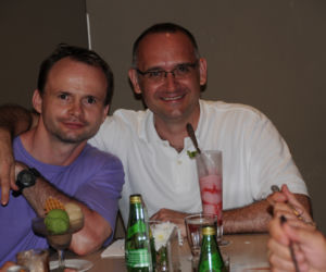 Leszek Miller jr. z dobrym przyjacielem