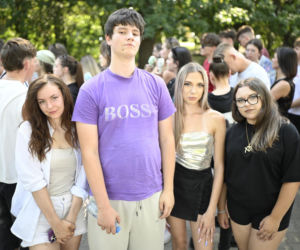 Drugi koncert The Weeknd w Warszawie. Najwierniejsi fani nie przestraszyli się morderczego upału. Znajdź się na zdjęciach