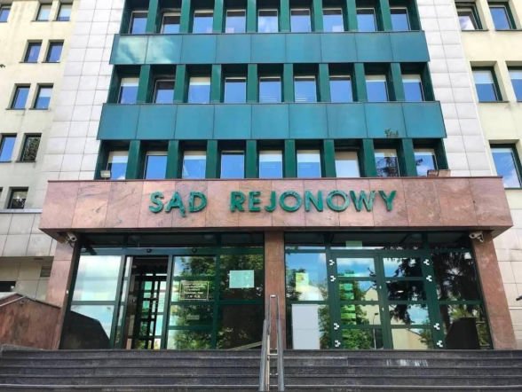 Trzech nastolatków skatowało dwóch mężczyzn przy Kryształowej w Kielcach. Sąd rodzinny zadecyduje o ich losie