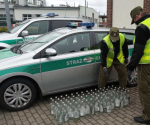 Straż Graniczna polała alkohol. Spirytus trafił do szpitali [ZDJĘCIA]