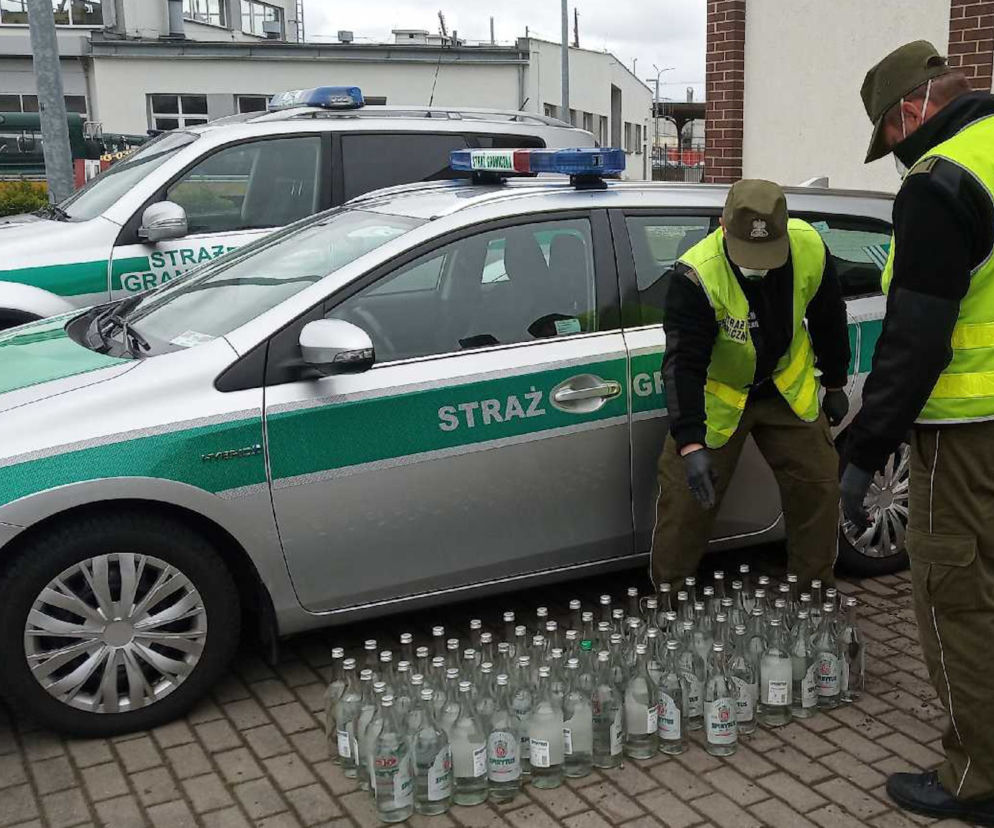 Straż Graniczna polała alkohol. Spirytus trafił do szpitali [ZDJĘCIA]