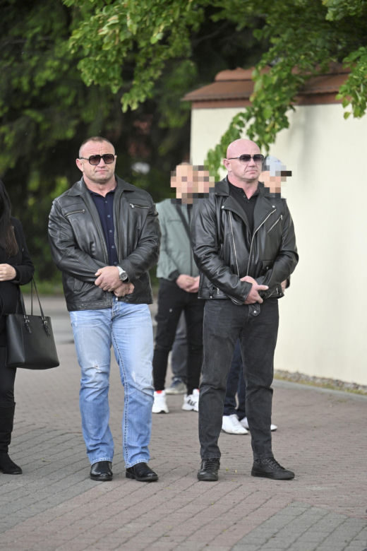 Mariusz Pudzianowski na pogrzebie DJ Hazela, Michała Orzechowskiego