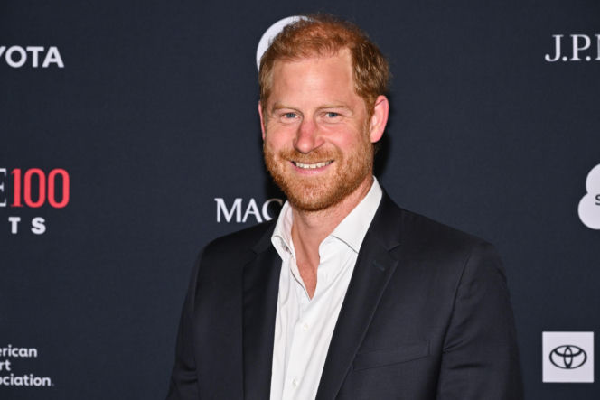 Książę Harry i jego żona Meghan wracają do Wielkiej Brytanii