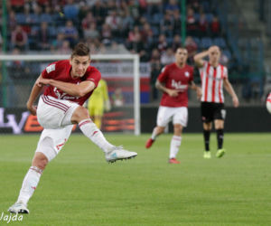 Derby Krakowa zwycięskie dla Wisły: Zobacz zdjęcia z meczu! [GALERIA, AUDIO]