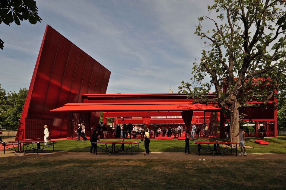 Od Zahy Hadid do Bjarke Ingels Group - wszystkie pawilony letnie Serpentine Galley
