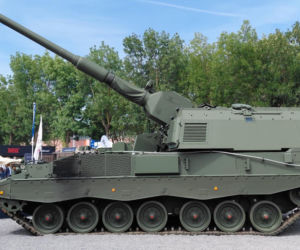 Panzerhaubitze 2000 (PzH 2000) niemiecka samobieżna haubicoarmata kalibru 155 mm