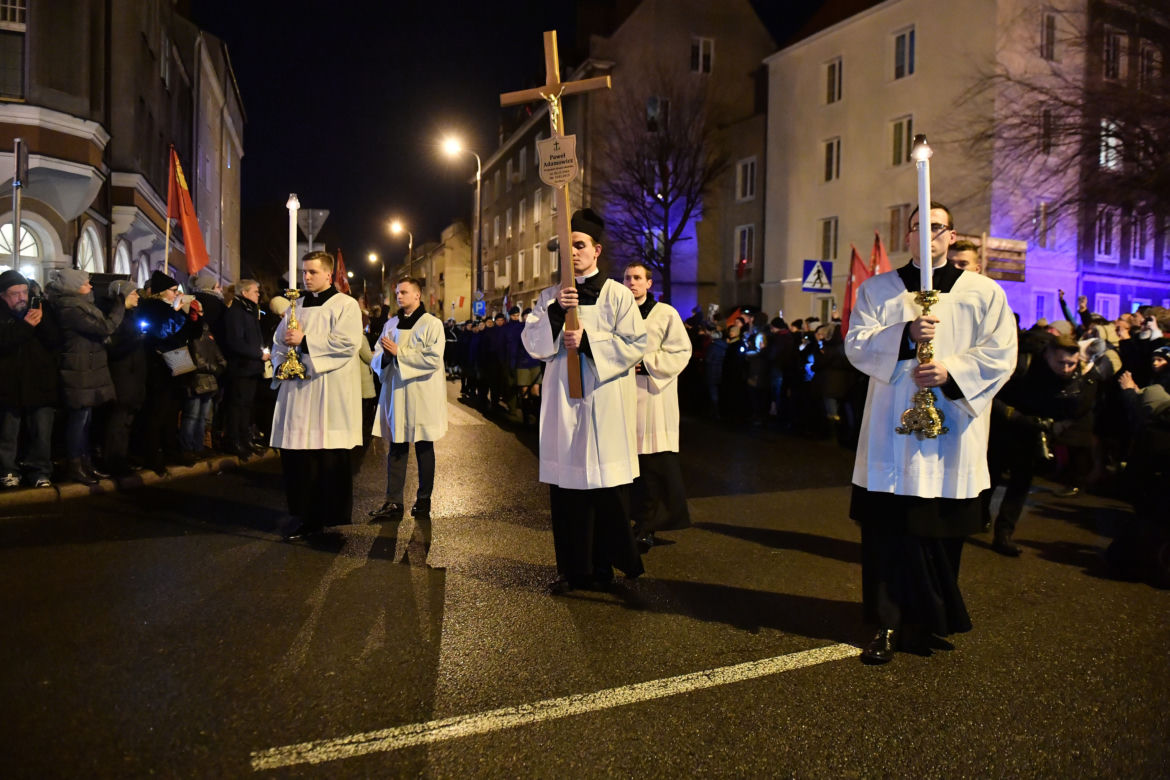 Ostatnia droga Pawła Adamowicza.