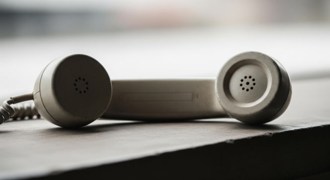 Oszustwa na legendę w Warszawie. Jak przestępcy wyłudzają miliony złotych?