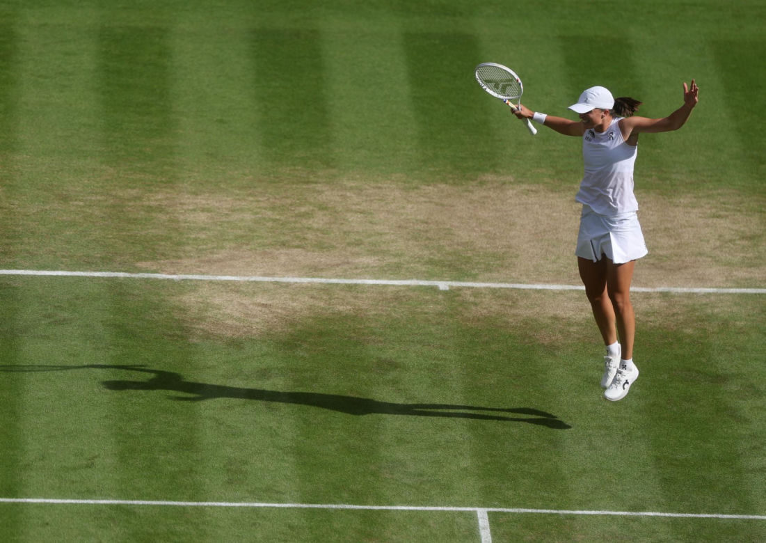 Iga Świątek wygrywa Wimbledon