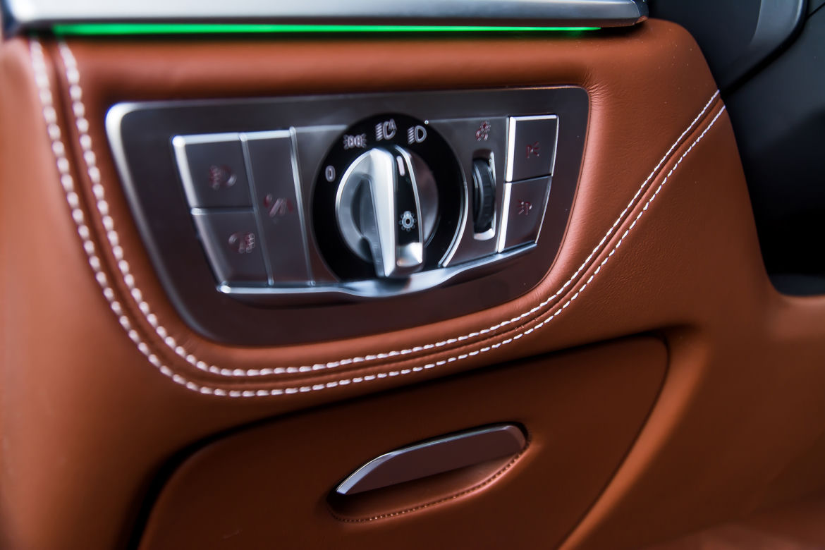 BMW serii 7 G12 wnętrze pakiet BMW Individual