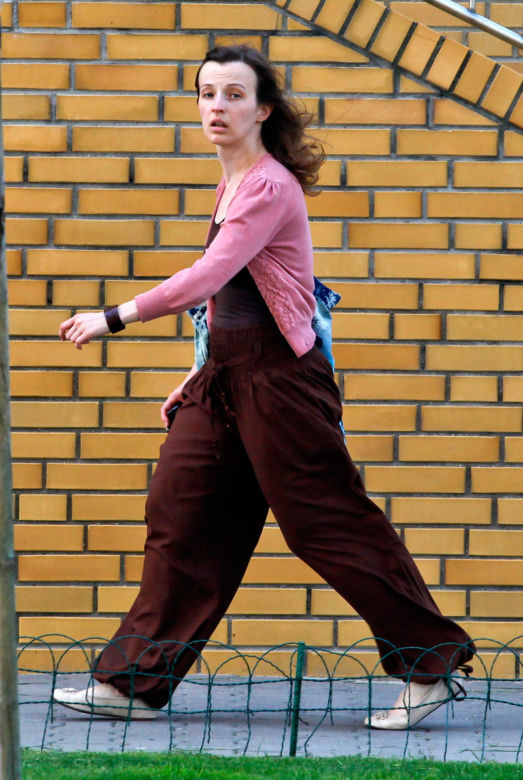 Kamila Łapicka przedwcześnie zrzuciła żałobę po mężu