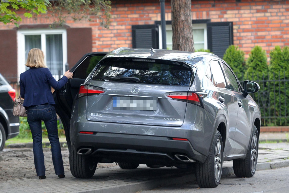 Małgorzata Tusk w wypożyczonym BMW.
