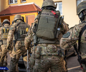 Podkarpackie: GANG SUTENERÓW rozbity! Tak wyniszczali konkurencję [WIDEO, ZDJĘCIA]