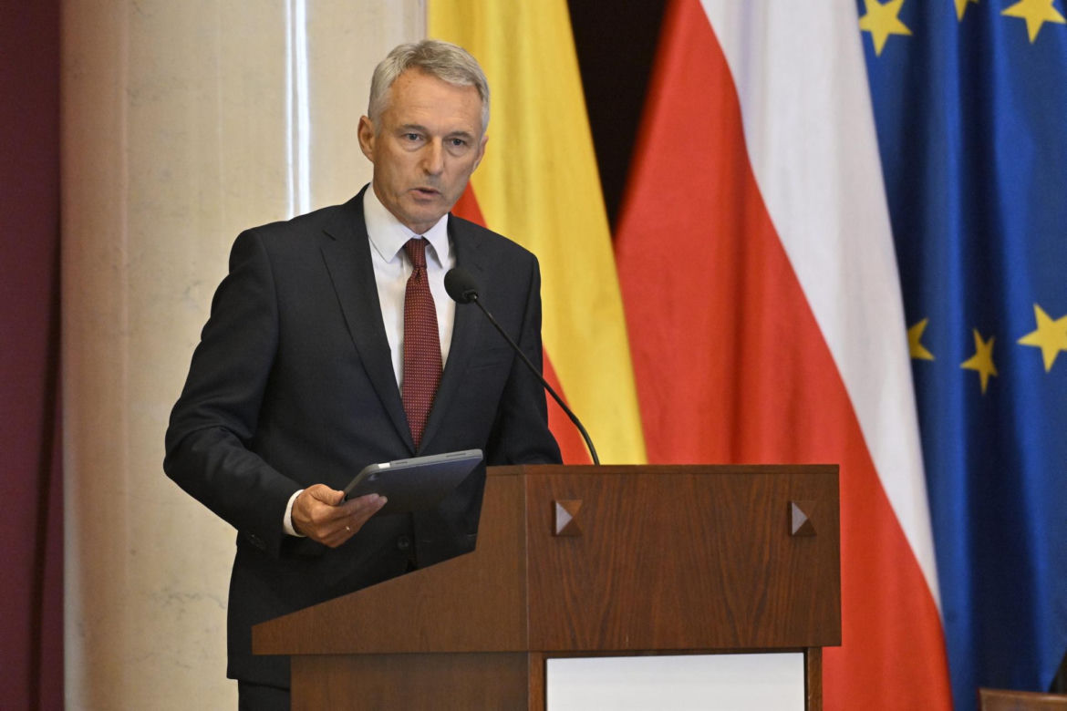 Wotum zaufania i absolutorium dla prezydenta Rafała Trzaskowskiego