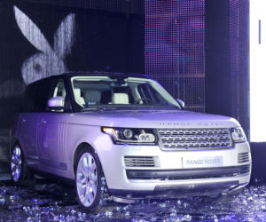 Range Rover - Samochód Roku Playboya 2013
