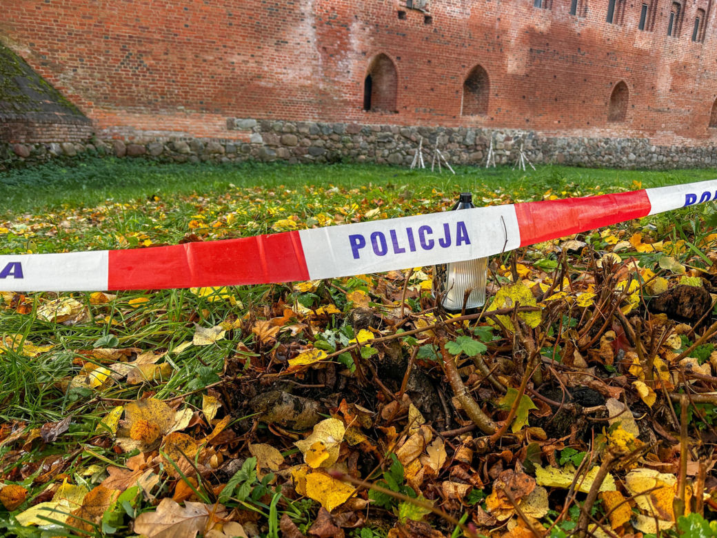Prokurator sprawdzi, kto rozciągnął linkę, która zabiła strażaka. Adam miał tylko 28 lat