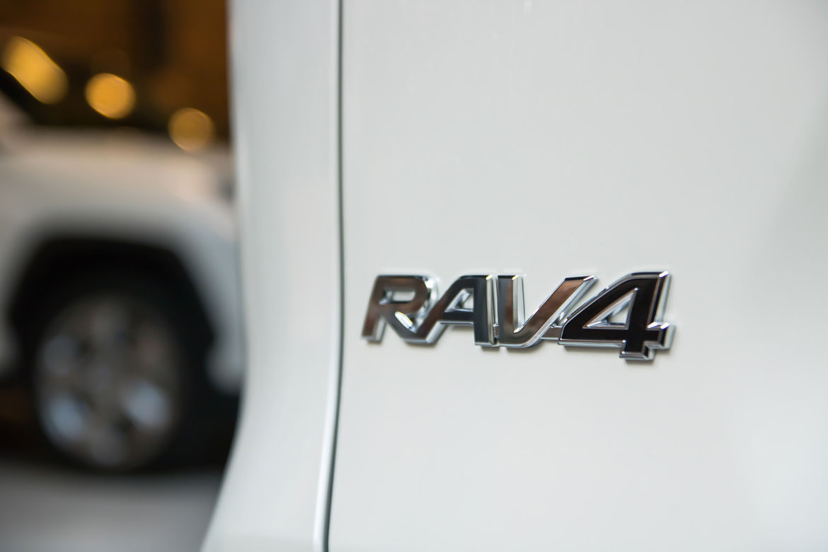 2019 Toyota RAV4 Hybrid - piąta generacja SUV-a