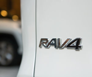 2019 Toyota RAV4 Hybrid - piąta generacja SUV-a