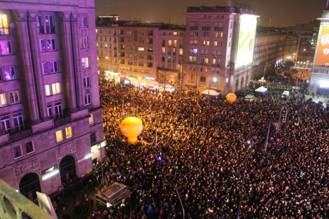 Sylwester w Warszawie sprzed lat. Tak stolica witała dawniej Nowy Rok