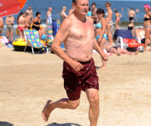 Woli Bałtyk od Hawajów