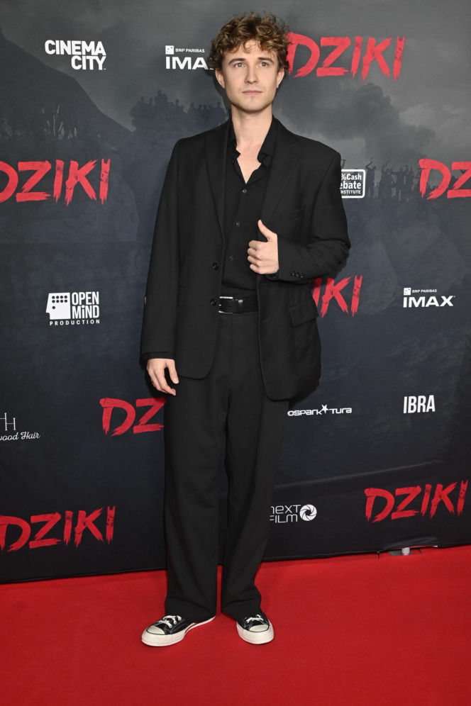 Tłum gwiazd na premierze filmu "Dziki"