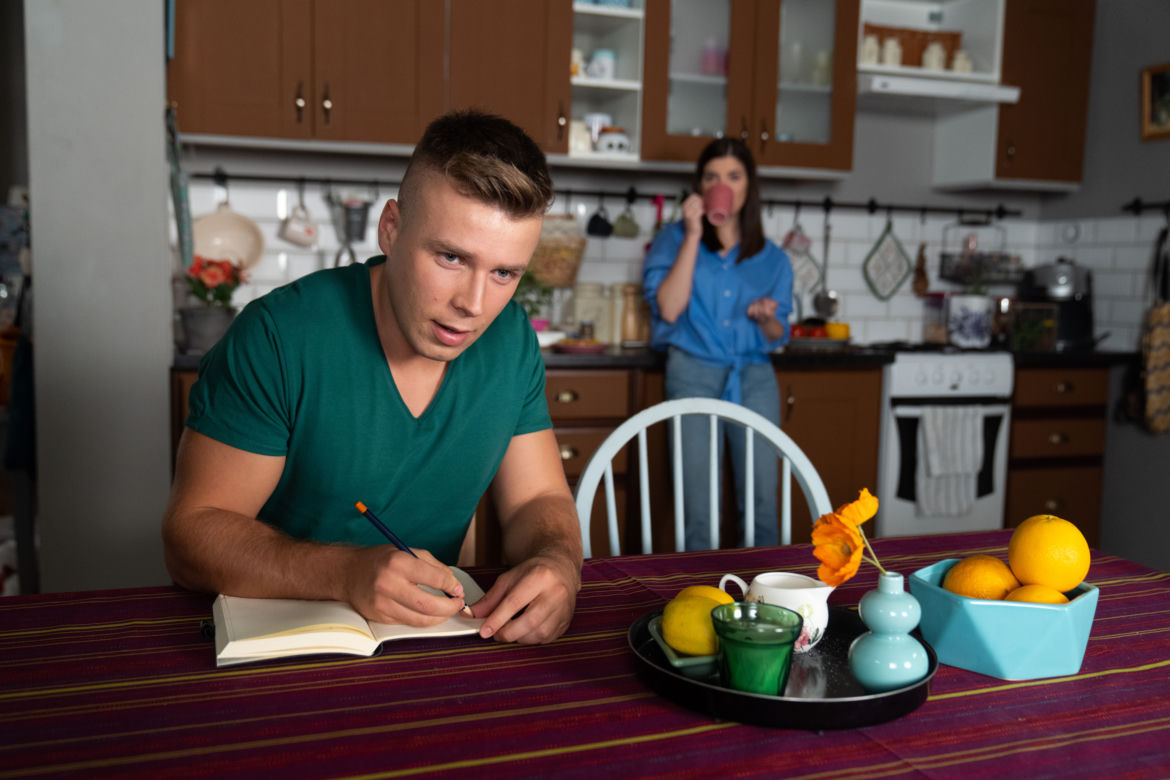 Barwy szczęścia, odc. 2613: Agata (Natalia Zambrzycka), Patryk (Konrad Skolimowski)