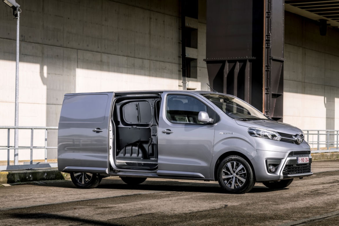 PROACE Electric - wyposażenie