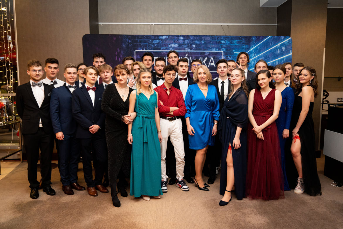Studniówka VLO