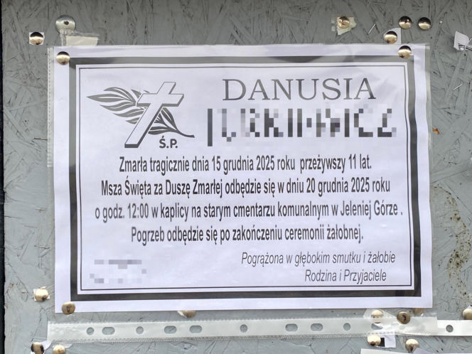 Jelenia Góra: Pogrzeb 11-letniej Danusi. Całe miasto pogrążone w smutku