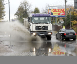 Warszawa - jezioro na Wale Miedzeszynskim
