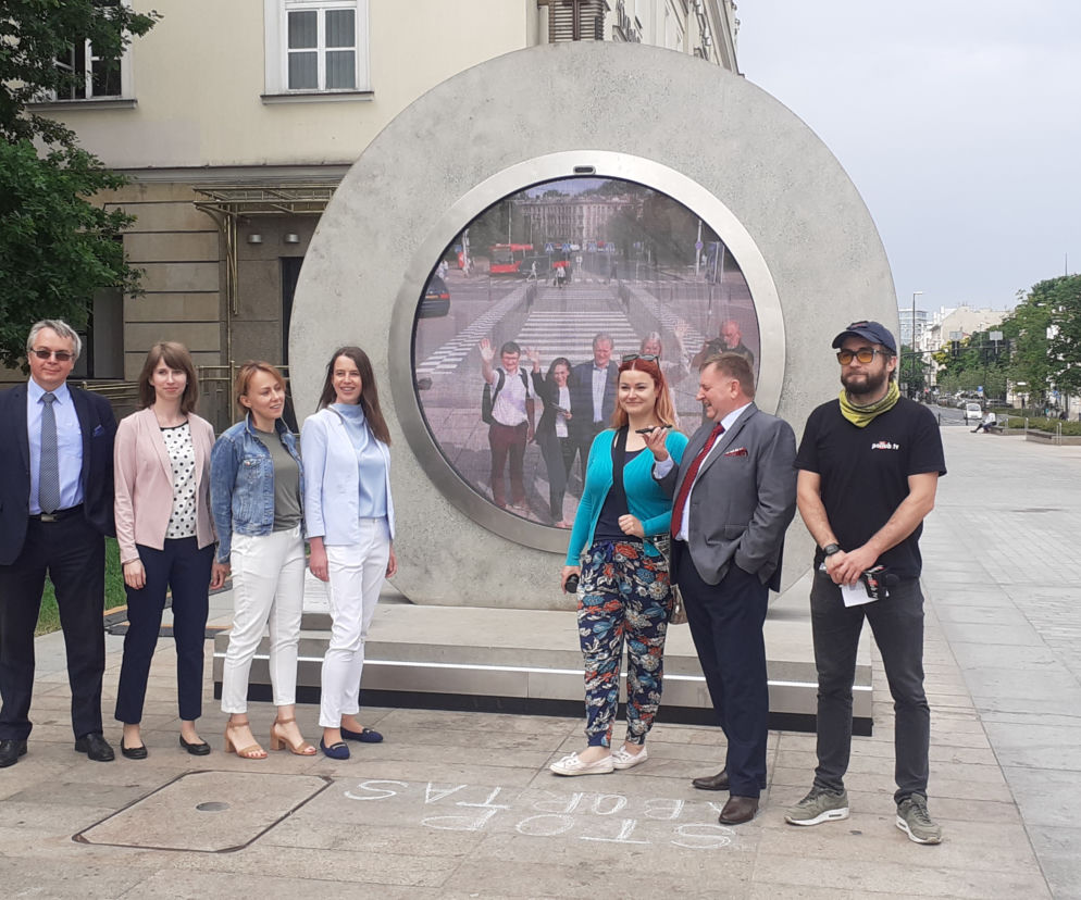 Rektorzy spotkali się przy portalu. Rozmawiali o dalszej współpracy
