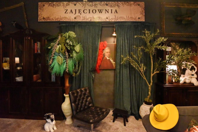 "Zajęciownia" to wyjątkowa przestrzeń, urządzona w klimacie Alicji w Krainie Czarów. Działa w Wielkiej Nieszawce pod Toruniem