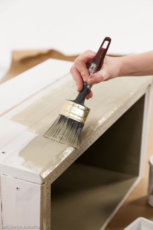 Drewniana skrzynia na kółkach DIY. Krok po kroku - zdjęcia