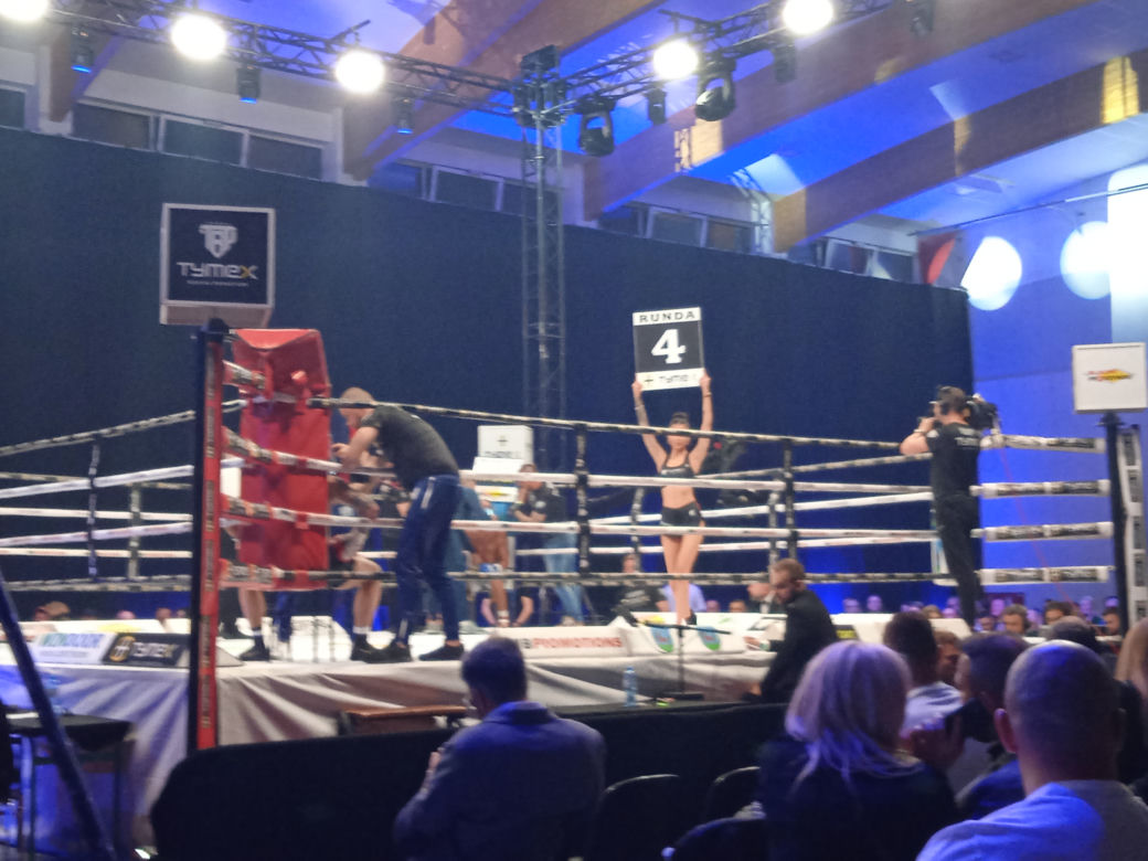 Złotów Boxing Night za nami. Emocjonujące pojedynki rozgrzały Złotów