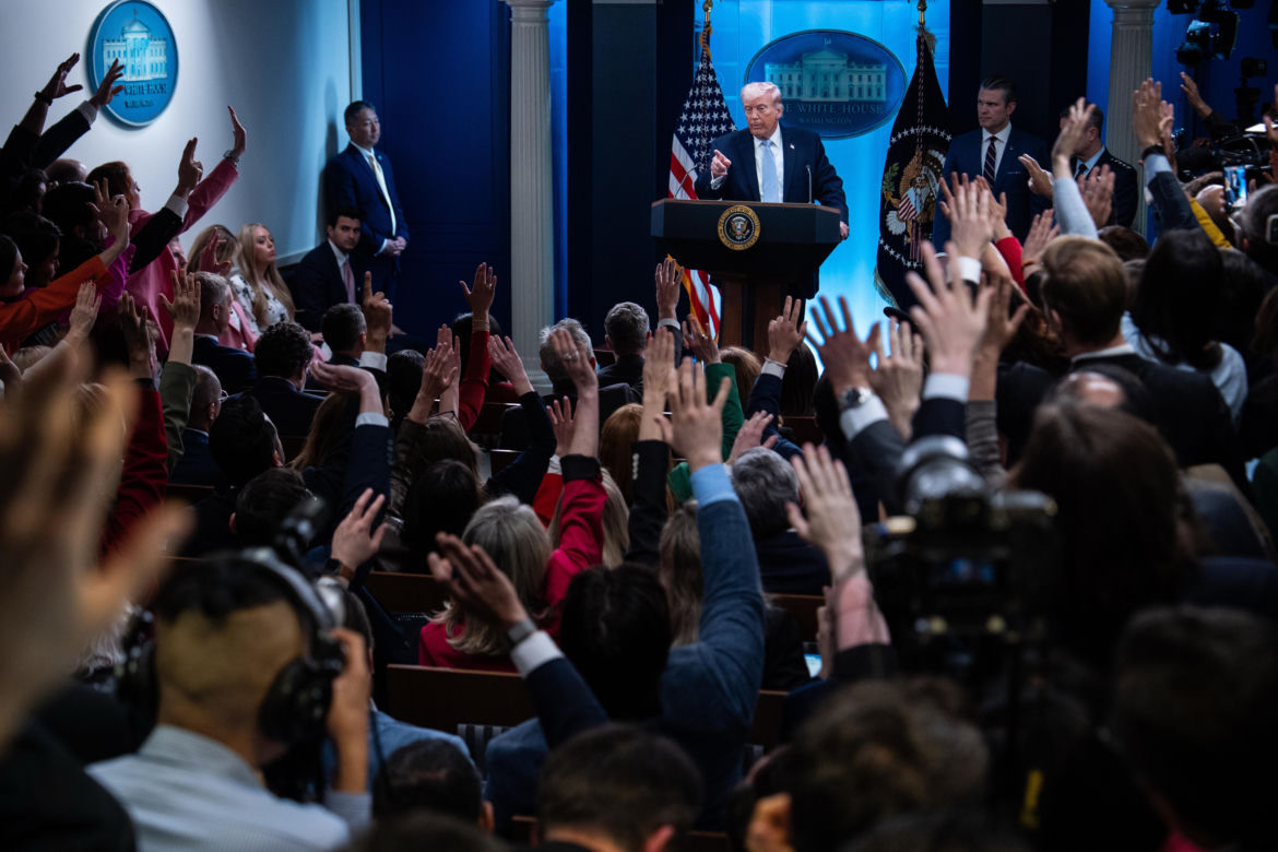 USA większym zagrożeniem niż Chiny? Ameryka pod rządami Trumpa postrzegana negatywnie