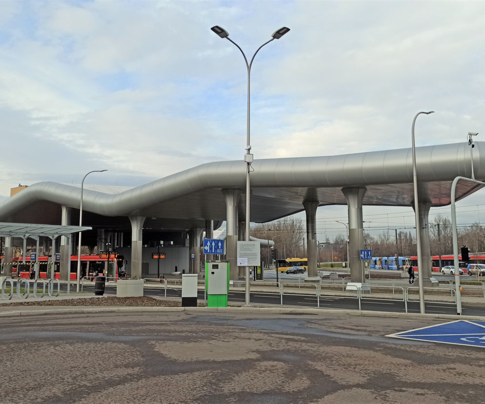 Katowice: Centrum Przesiadkowe „Zawodzie” jest już gotowe