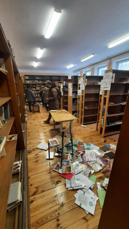 Tak wygląda przejęta od Rosji szkoła w Warszawie 