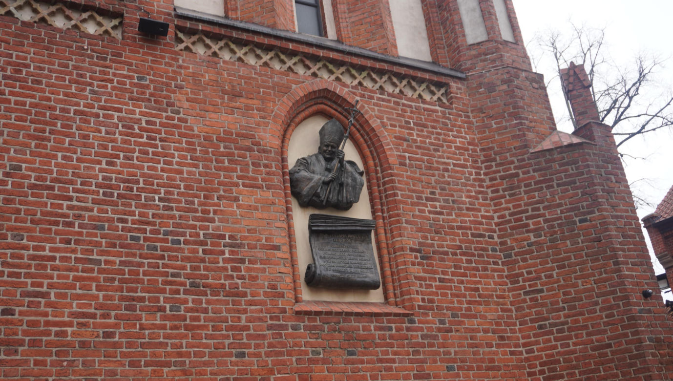 To najpiękniejszy zabytek w woj. warmińsko-mazurskim według AI. „Zachwyca strzelistą sylwetką”