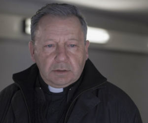 Zbigniew Zamachowski przeszedł z serialu W rytmie serca do Echo Serca. 