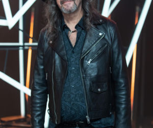 Ich historie chwytają za serce. Znamy finalistów The Voice Senior. Kto ma szansę na wygraną?